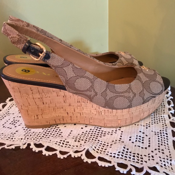 Coach sandals/wedge shoes - Picture 6 of 7